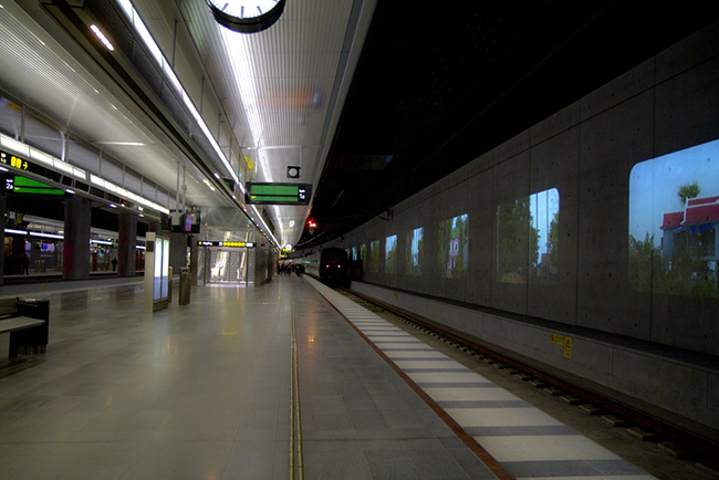 elsewhere-video-art-installation-railway-station-malmo-sweden-more-than-green-05